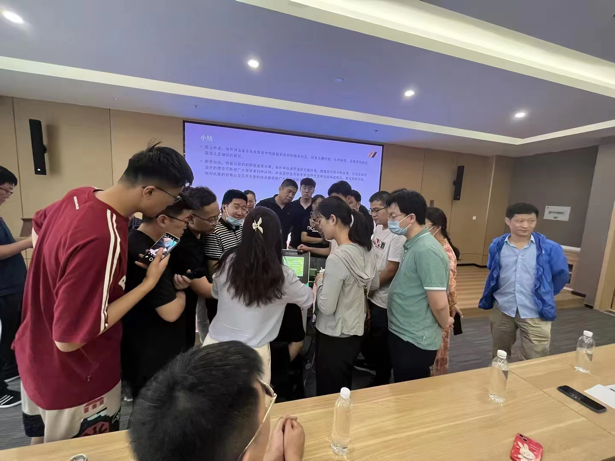 图片 15.png 图片 15.png
