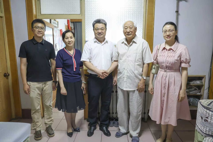 微信图片_2025-08-28_141442_772_副本.jpg